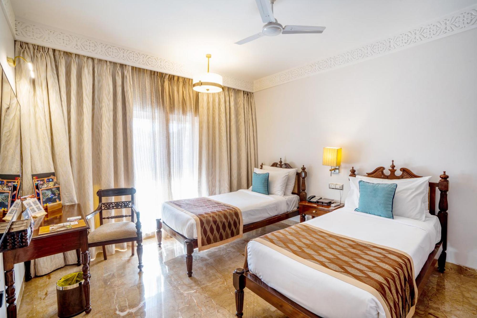 Evershine Resort & Spa Mahābaleshwar Dış mekan fotoğraf