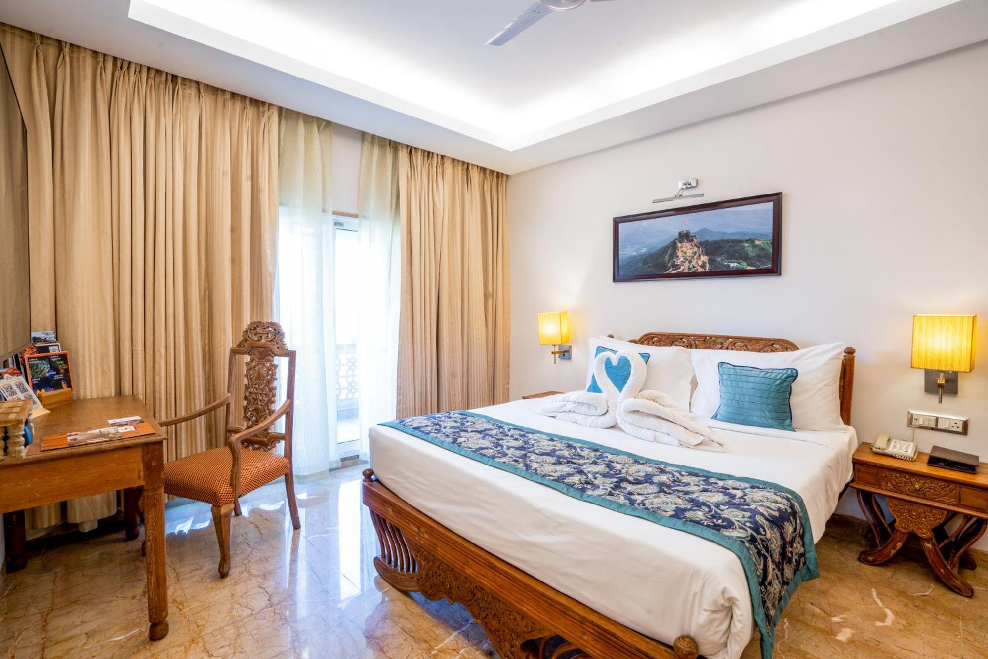 Evershine Resort & Spa Mahābaleshwar Dış mekan fotoğraf