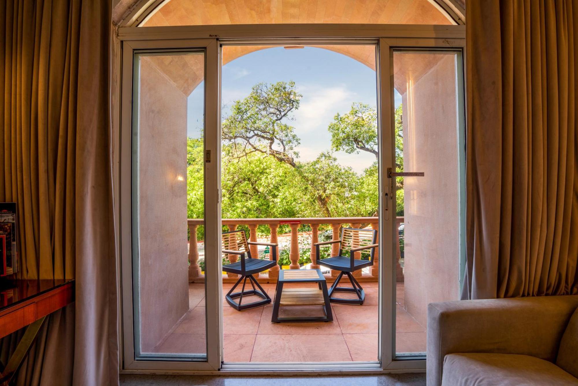 Evershine Resort & Spa Mahābaleshwar Dış mekan fotoğraf