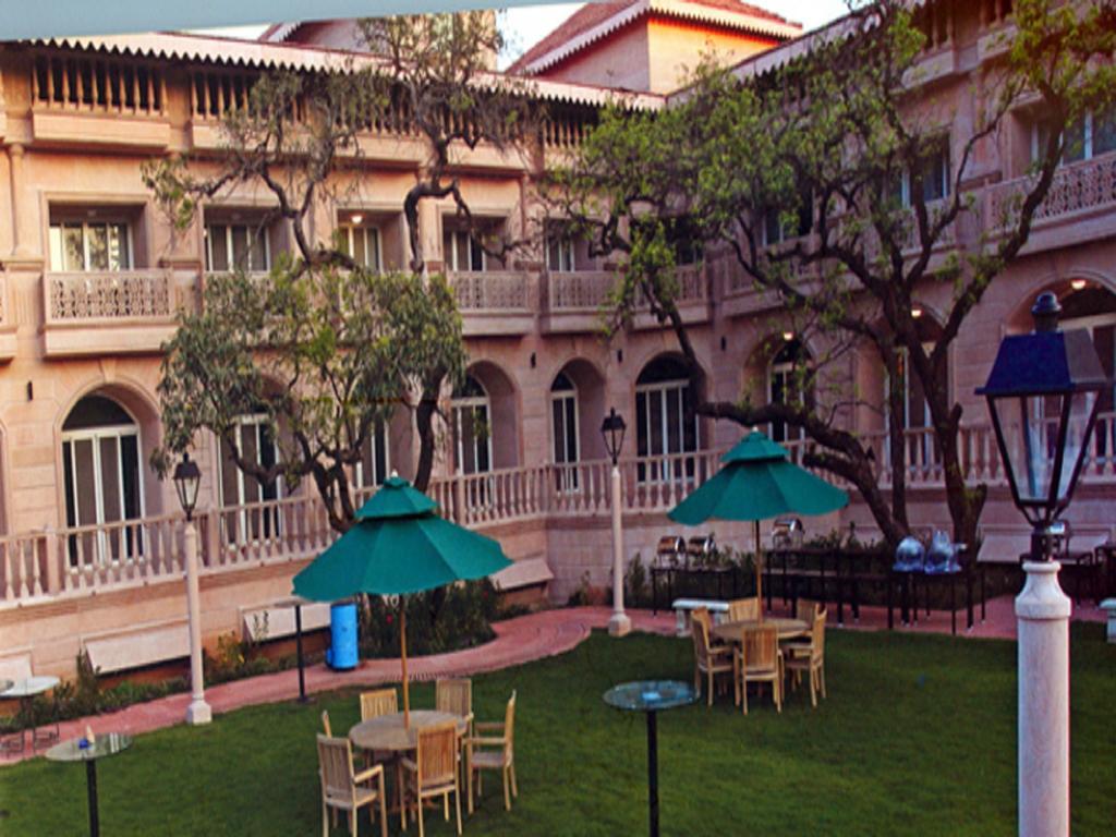 Evershine Resort & Spa Mahābaleshwar Dış mekan fotoğraf