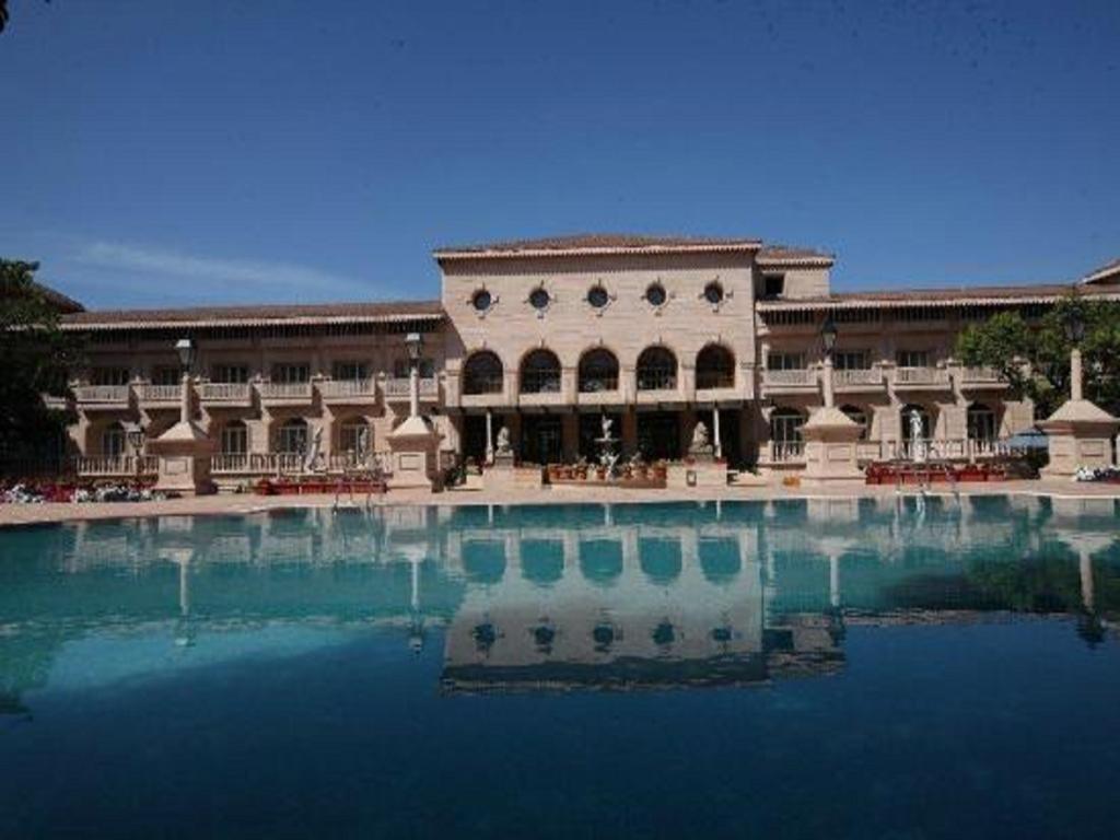 Evershine Resort & Spa Mahābaleshwar Dış mekan fotoğraf