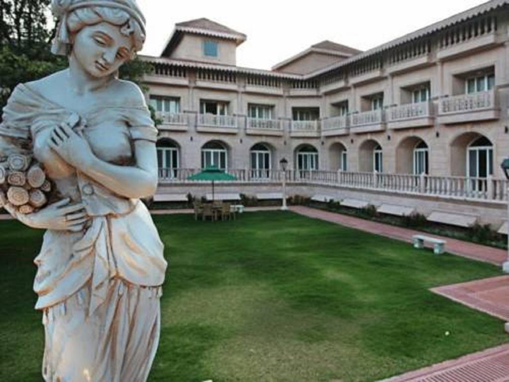 Evershine Resort & Spa Mahābaleshwar Dış mekan fotoğraf