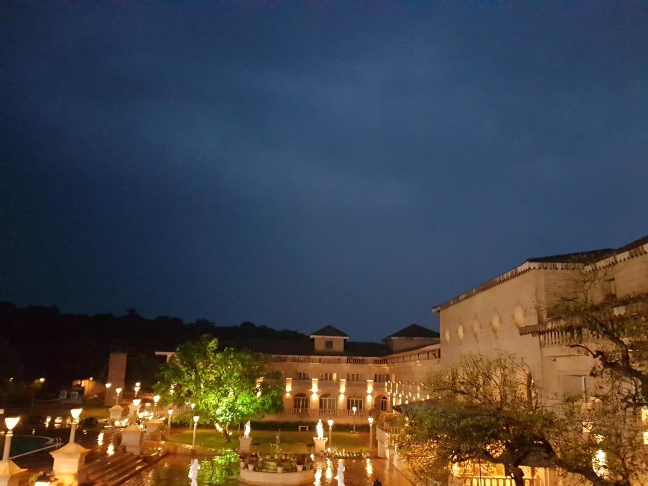 Evershine Resort & Spa Mahābaleshwar Dış mekan fotoğraf