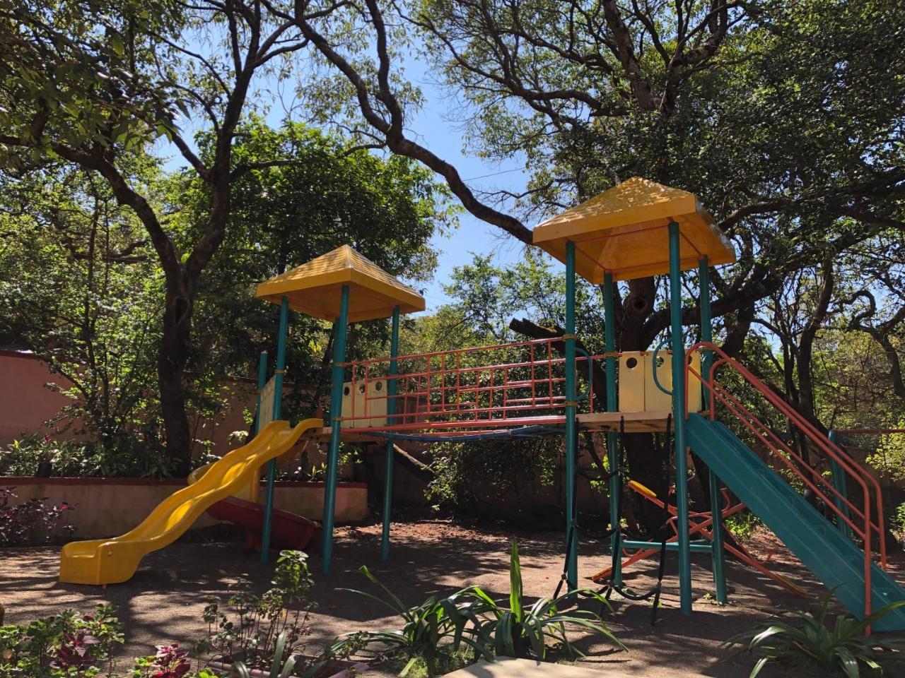 Evershine Resort & Spa Mahābaleshwar Dış mekan fotoğraf