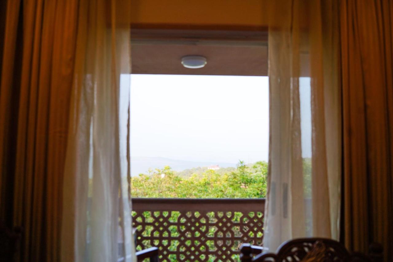 Evershine Resort & Spa Mahābaleshwar Dış mekan fotoğraf