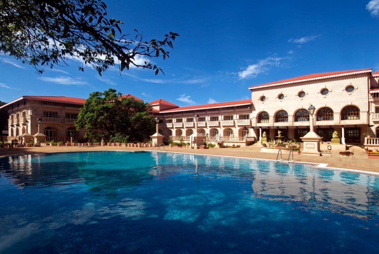 Evershine Resort & Spa Mahābaleshwar Dış mekan fotoğraf